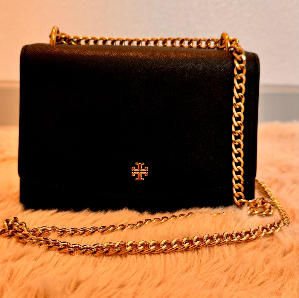 FINAL PRICE✨️✨️Tory Burch Black Crossbody Bag with Gold Chain- FINAL PRICE✨️✨️✨️